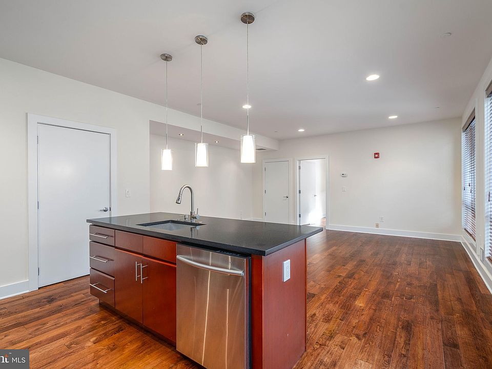 1st image of 1532 N 2nd St #27