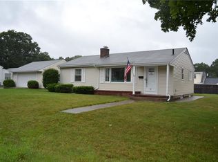 30 Rosemont Ave, Cumberland, RI 02864