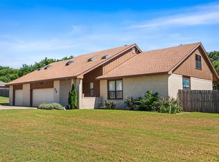 20 Raintree St, Ponca City, OK 74604