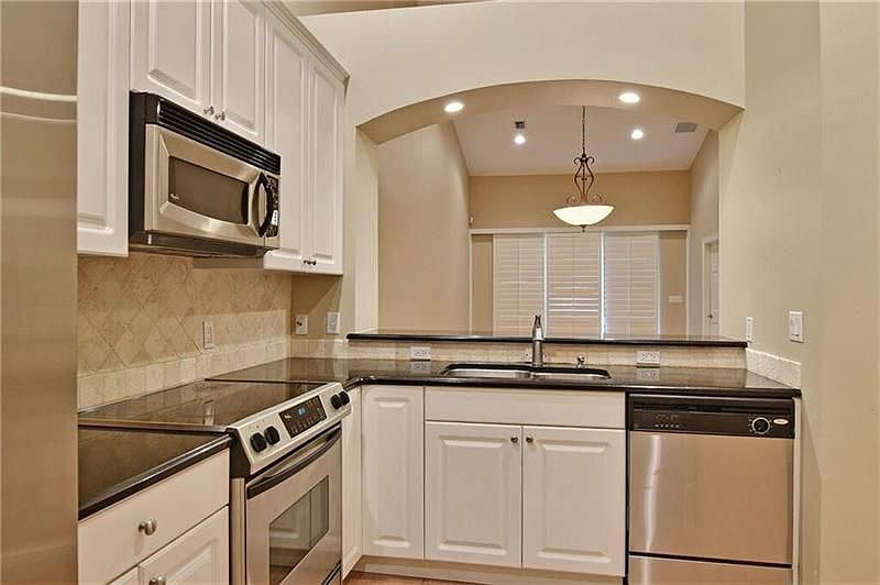 1st image of 4325 Cross Ct