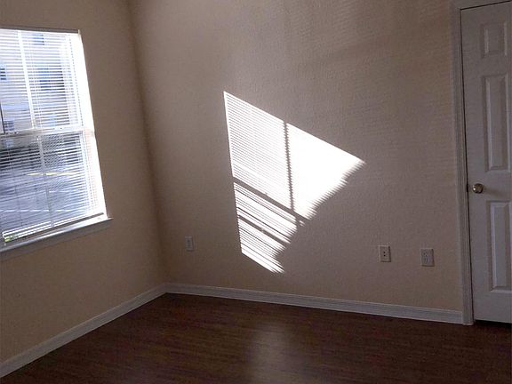 5th image of 18001 Richmond Place Dr #1-1212