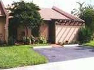 9879 NW 16th Ct, Hollywood, FL 33024