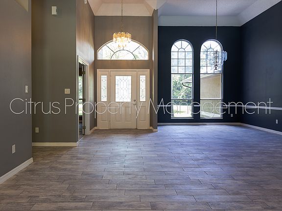 2nd image of 12153 Gray Birch Cir