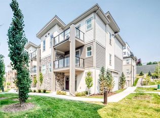 2117 S 81st St SW #129, Calgary, AB T3H 6H5