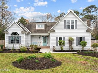 136 Pebble Beach Dr, Hampstead, NC 28443