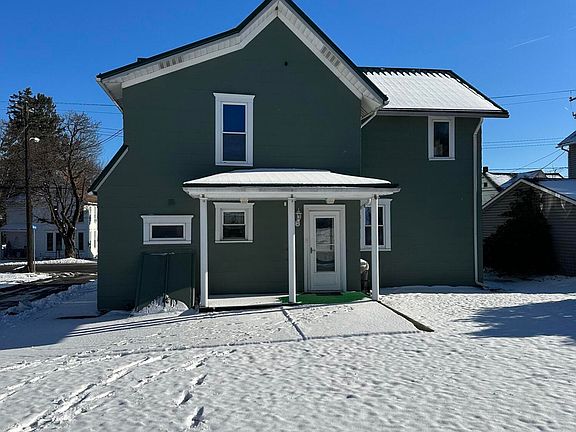 3rd image of 254 Beaver St