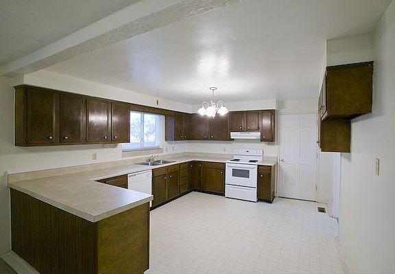 Large Kitchen