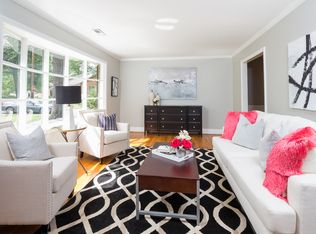 500 Sandridge Rd, Charlotte, NC 28210