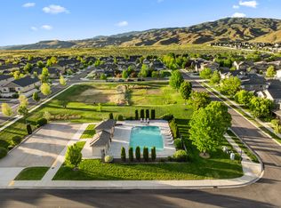 8102 S Snow Bird Ave, Boise, ID 83716