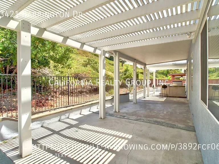 33421 Barrington Dr — Photo 51