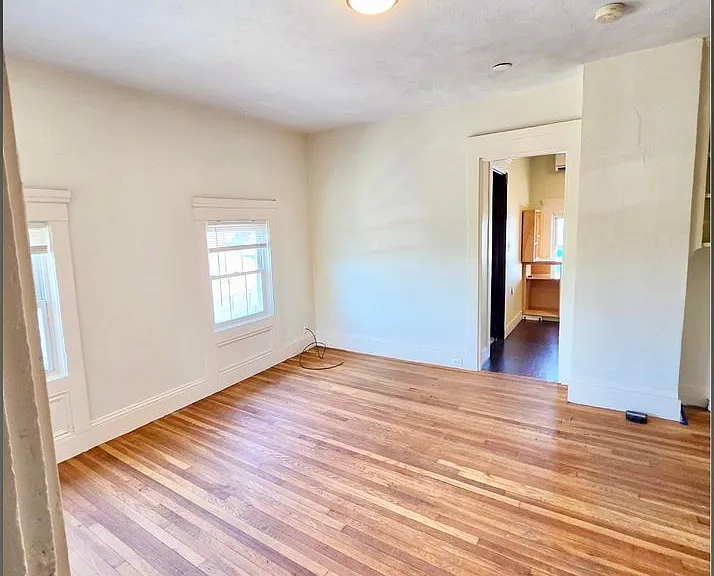 123 Elmwood Avenue — Photo 10