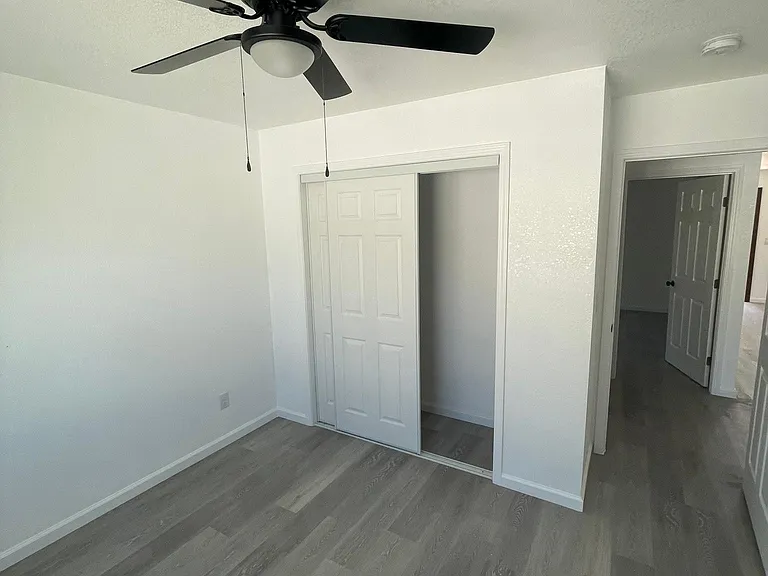 529 W Rimby Ave — Photo 14