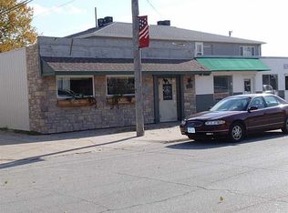 107 N Main Ave, Alburnett, IA 52202