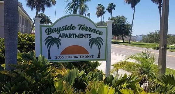4th image of 2035 Edgewater Dr #1