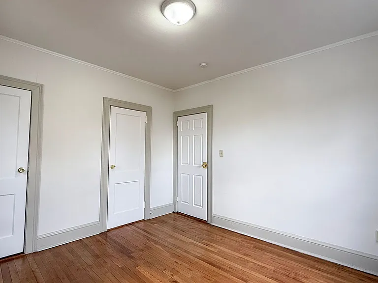 46 Grace St — Photo 13