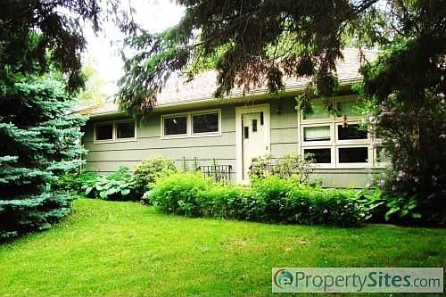 1st image of 1694 Oakcrest Ave