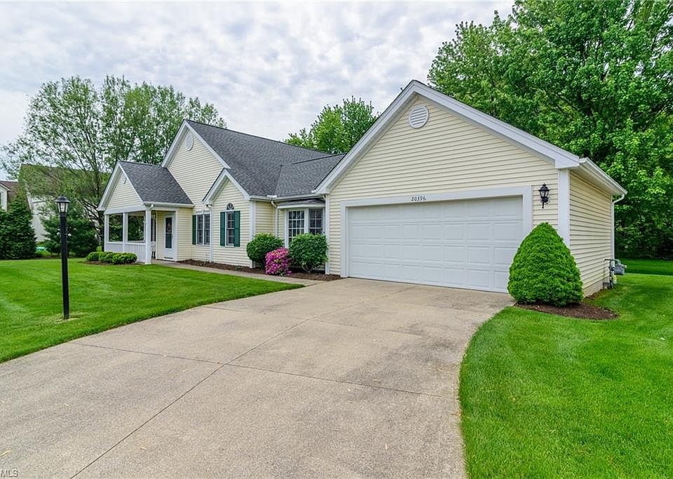 1st image of 20396 Berkshire Cir