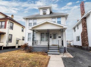 1056 Hegeman St, Schenectady, NY 12306
