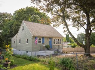 22 Highland Ave, West Milford, NJ 07480