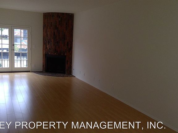 2nd image of 3735 Keystone Ave APT 202