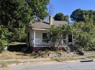 1319 R C Baldwin Ave, High Point, NC 27260