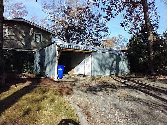 5th image of 5 Poinsett Ave