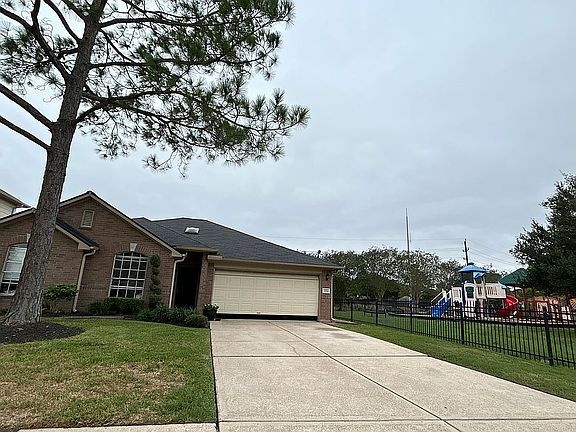 2nd image of 3014 Glencullen Ln