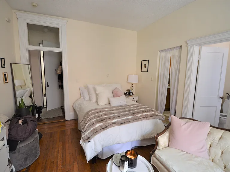 24 Hemenway St #1 — Photo 2