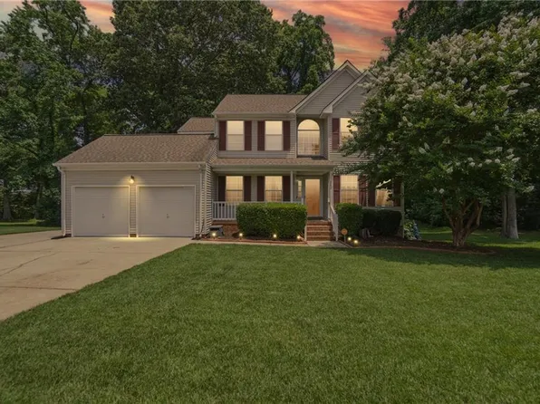 543 Stillwater Dr, Chesapeake, VA 23320