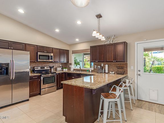 2nd image of 6209 E BLANCHE Drive