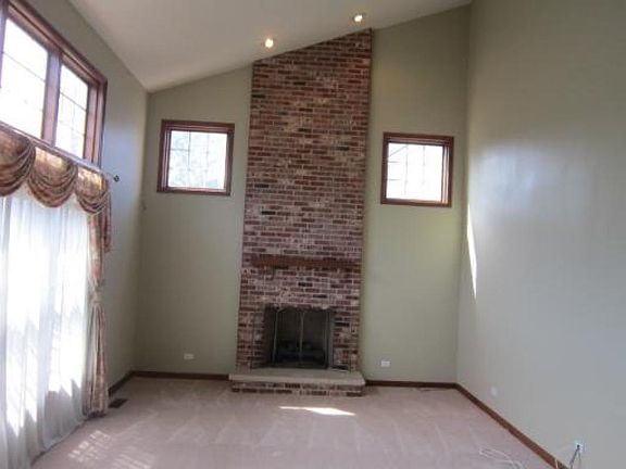 5th image of 1501 Della Dr
