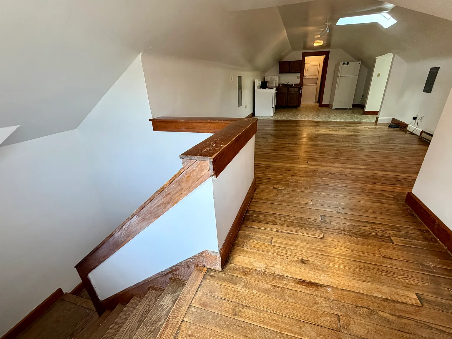 Studio, 900 sqft, $1,400 — Photo 3