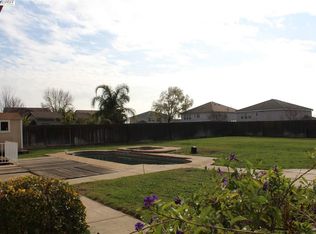 4432 Kingscote Way, Mather, CA
