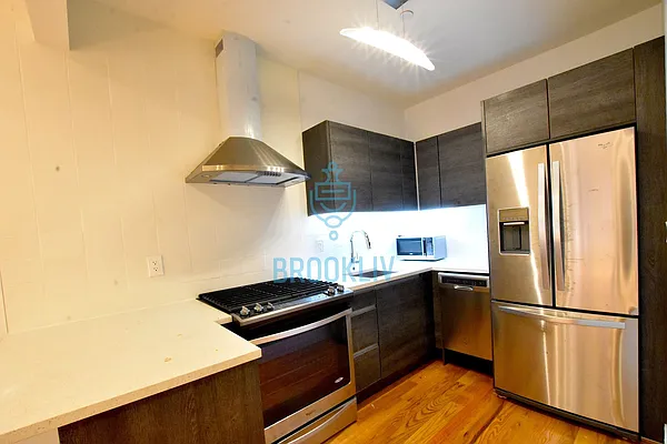 Rented by null | media 2