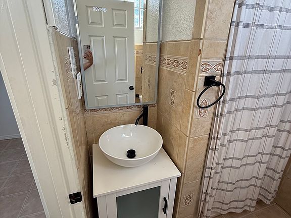 4th image of 8212 Sabre St #2