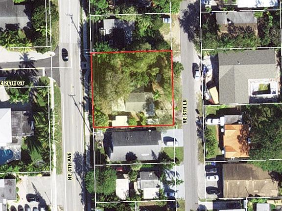 2nd image of 2711 NE 6th Lane