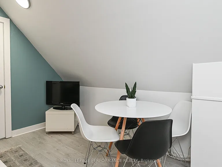 123 Pamilla St #3 — Photo 9