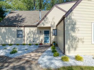 15 Wilbur Dr #2, Allentown, NJ 08501