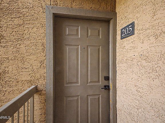 4th image of 2625 E INDIAN SCHOOL Road #205
