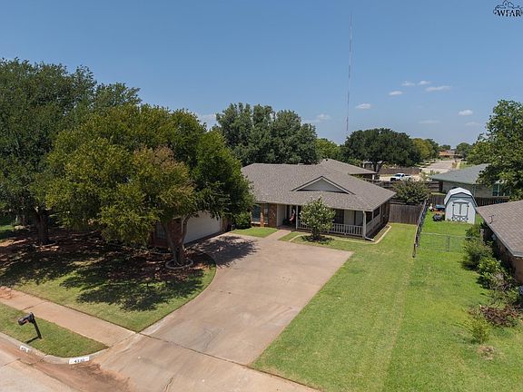 3rd image of 4330 S Leighton Cir