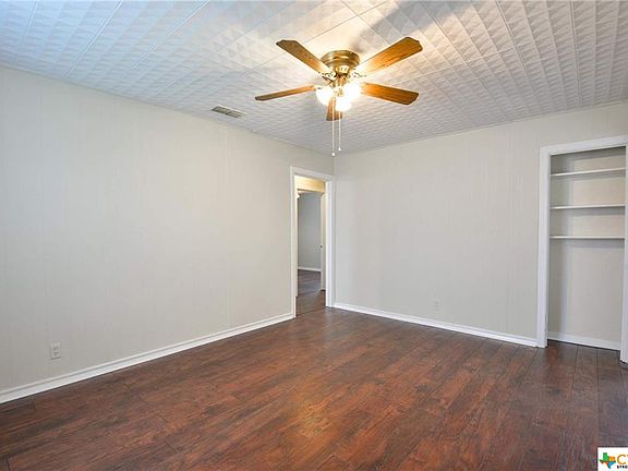 4th image of 1709 E Barton Ave