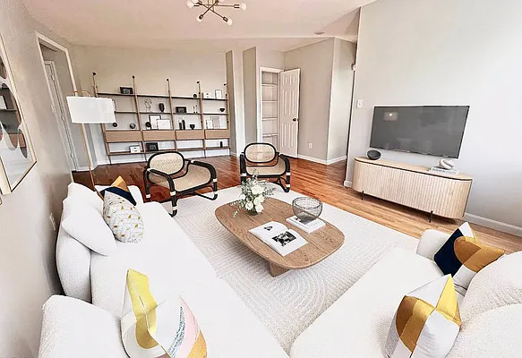 Rented by Bohemia Realty Group | media 6