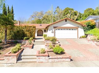 1152 McClelland Dr, Novato, CA 94945