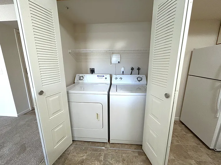 Heatherwood Apartments — Photo 31