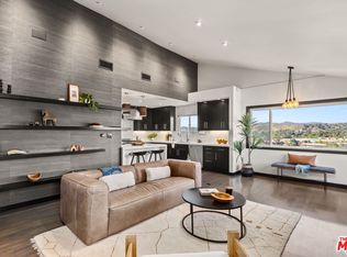 28207 Laura La Plante Dr, Agoura Hills, CA 91301
