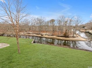 2500 Ole Jule Ln, Mattituck, NY 11952