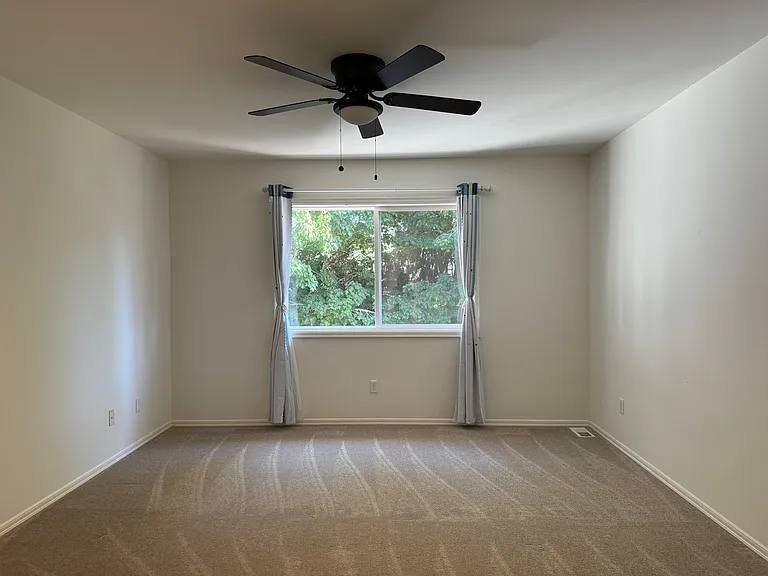 27171 SE 25th Pl — Photo 26