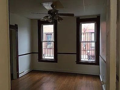 4th image of 1018 E Livingston Ave