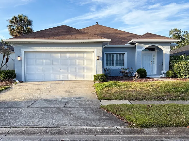 Berwick Dr — Photo 5