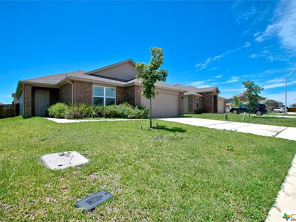 2nd image of 1021 Bromley Ct